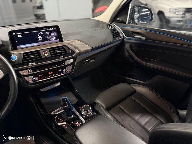 BMW iX3 M Sport Impressive - 9