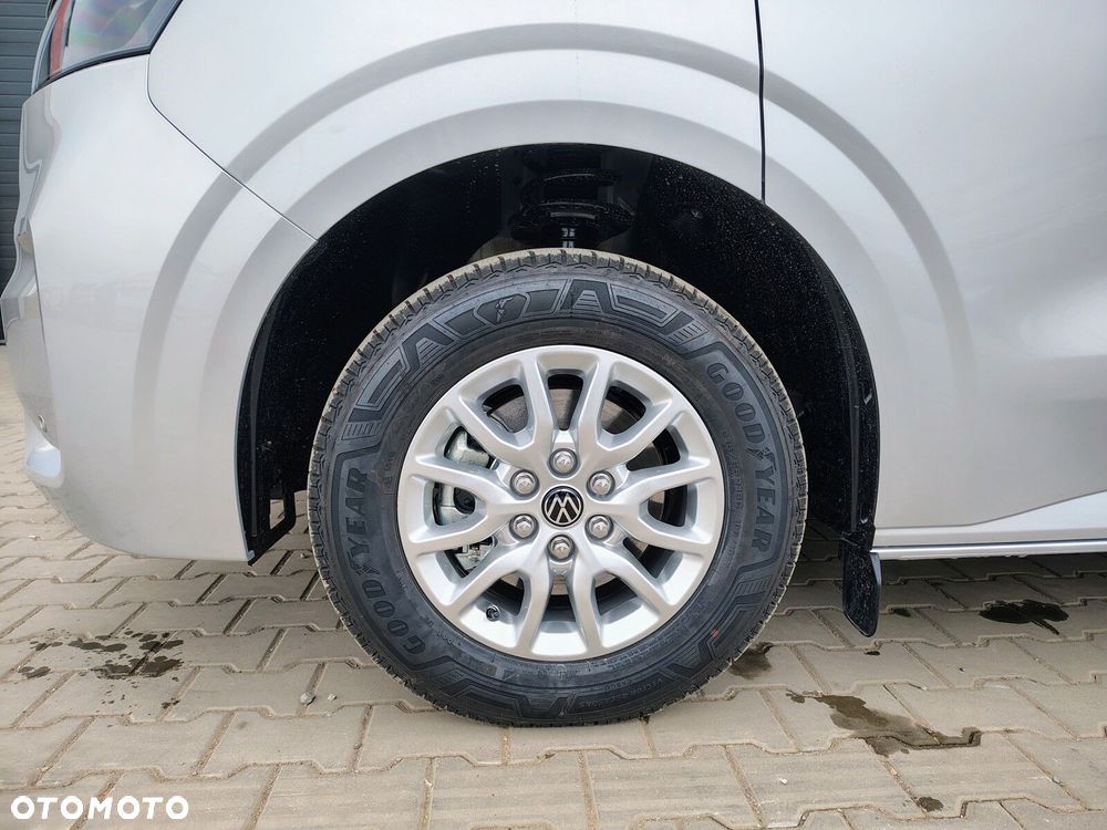 Volkswagen Transporter Transporter Furgon silnik: 2,0 l TDI 150 KM / skrzynia biegów: 8-biegowa automatyczna rozstaw osi: 3500 mm - 7