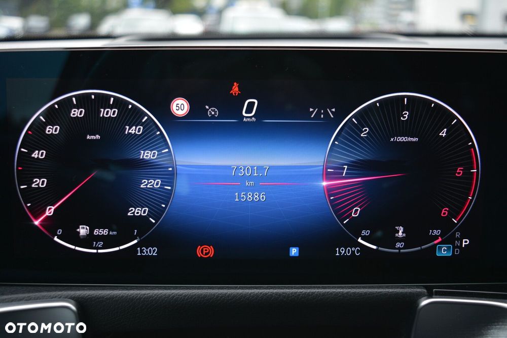 Mercedes-Benz GLB 220 d 4-Matic AMG Line 8G-DCT - 36