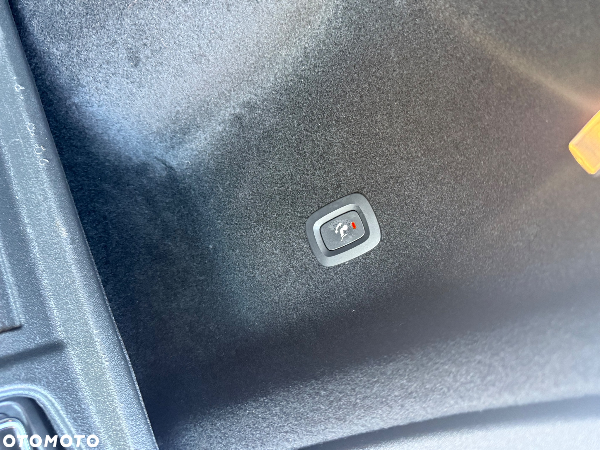 Volvo V60 B3 B Geartronic RDesign - 24