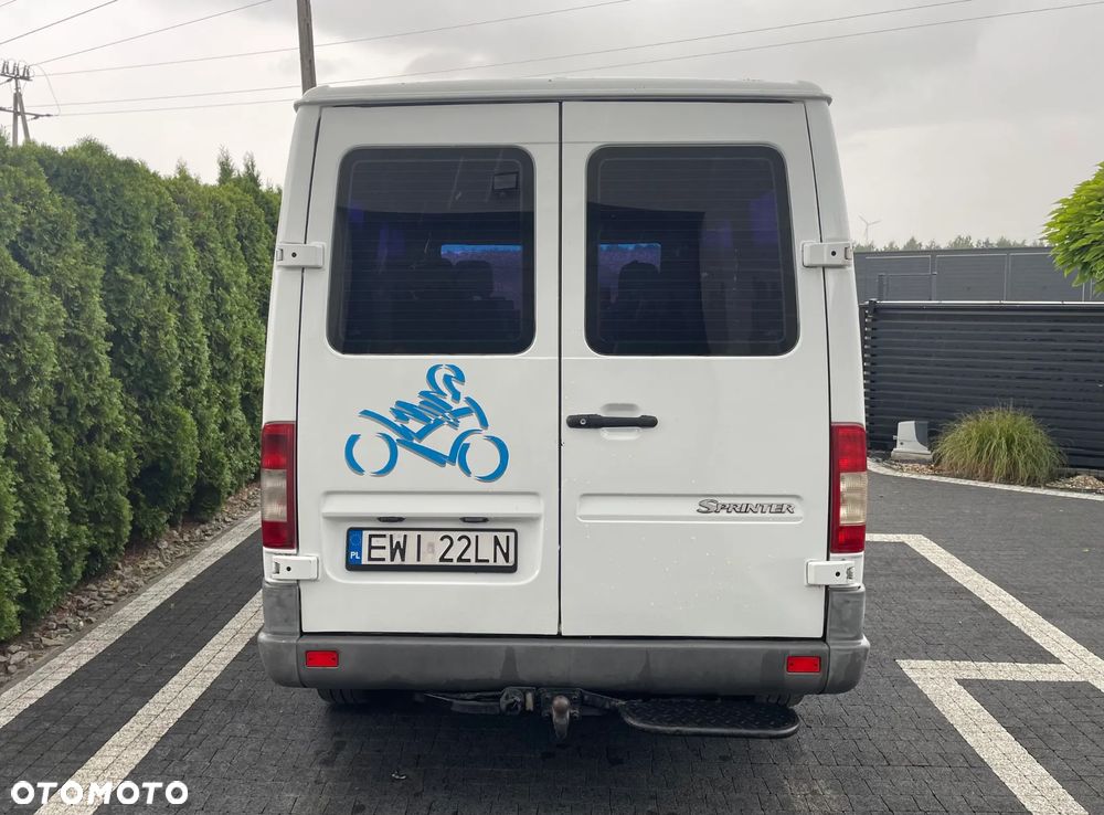Mercedes-Benz Sprinter - 5