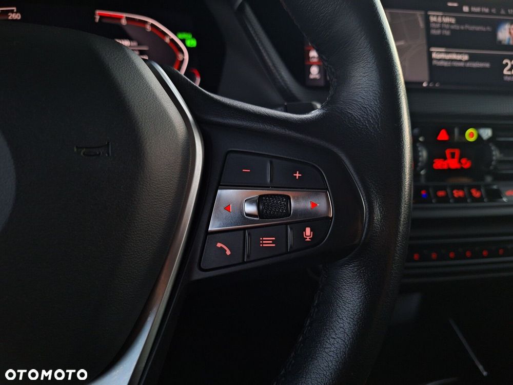 BMW Seria 1 118i Sport Line - 38