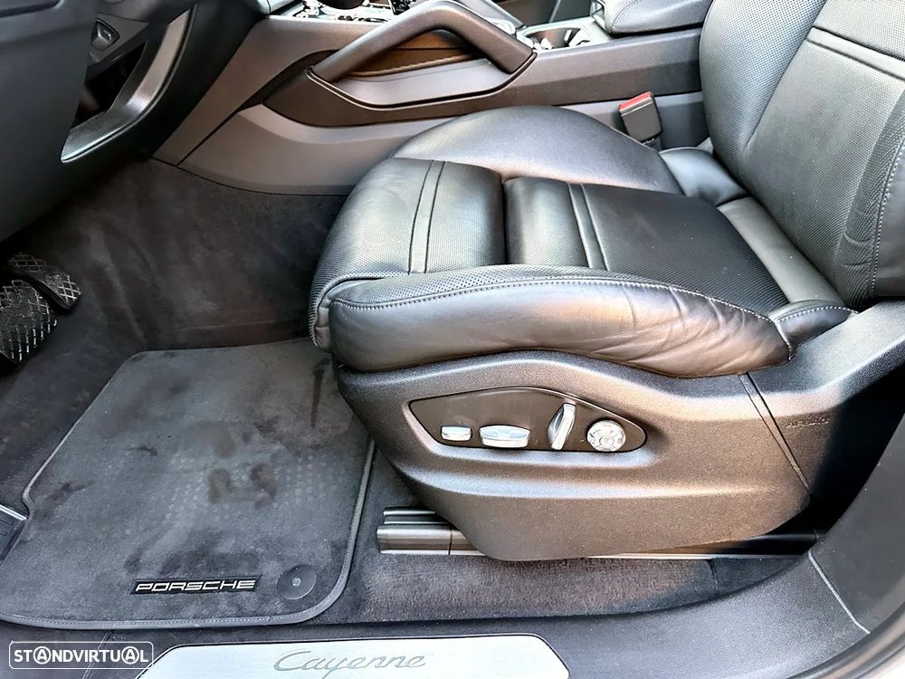 Porsche Cayenne E-Hybrid - 22
