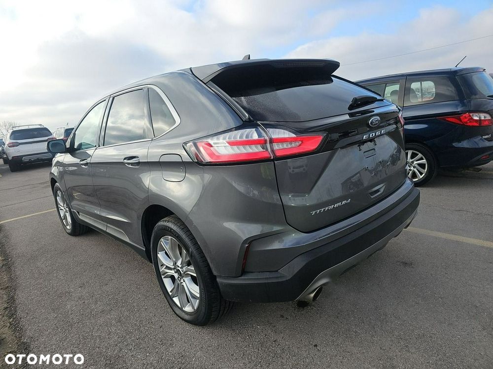 Ford Edge - 5