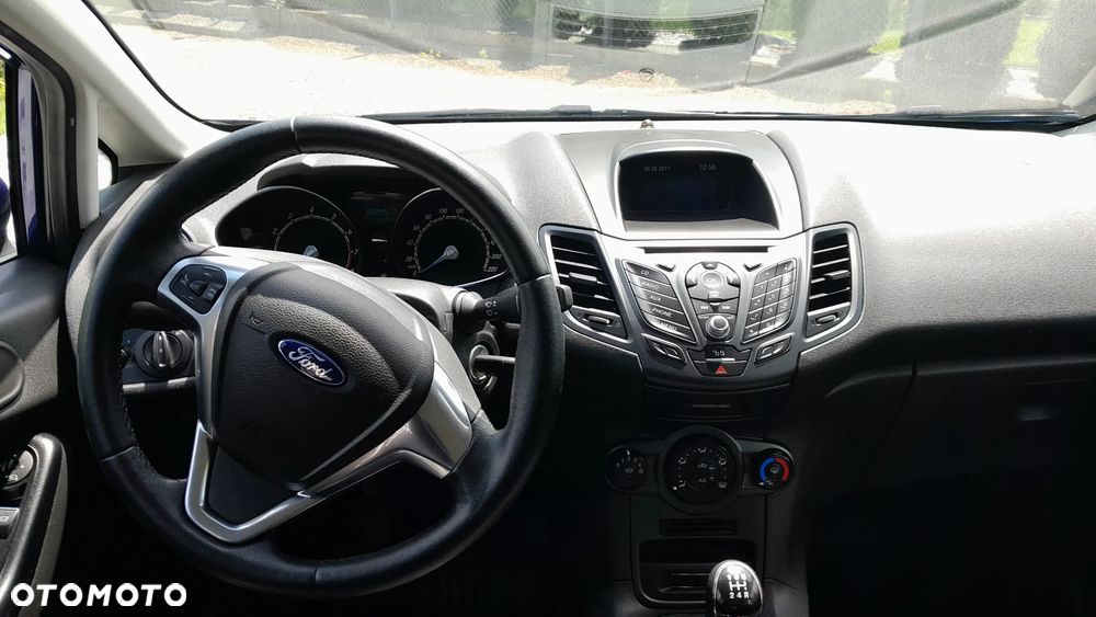 Ford Fiesta - 10