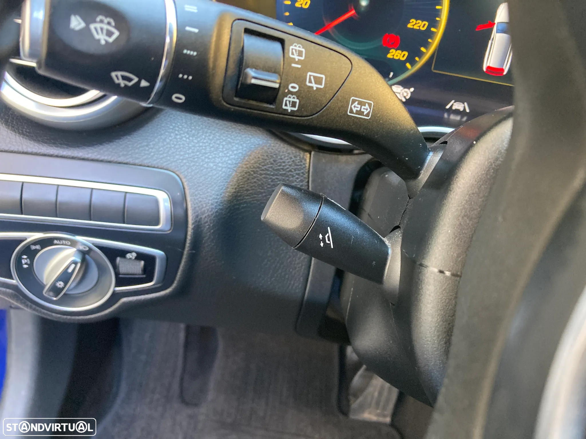 Mercedes-Benz C 300 de Avantgarde - 23