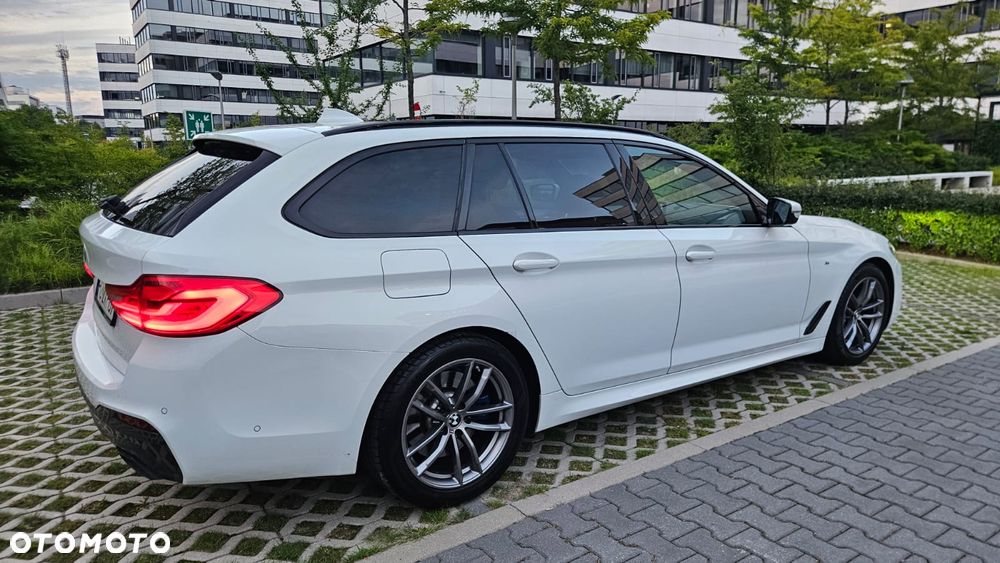 BMW Seria 5 525d M Sport sport - 4