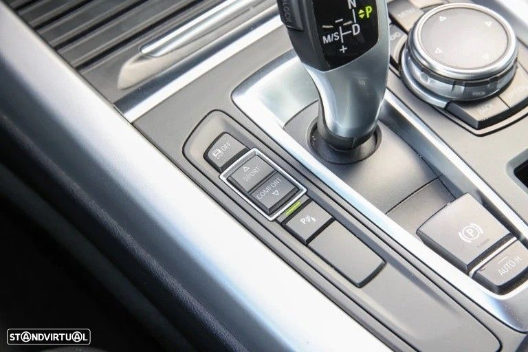 BMW X5 25 d sDrive Comfort 7L - 26