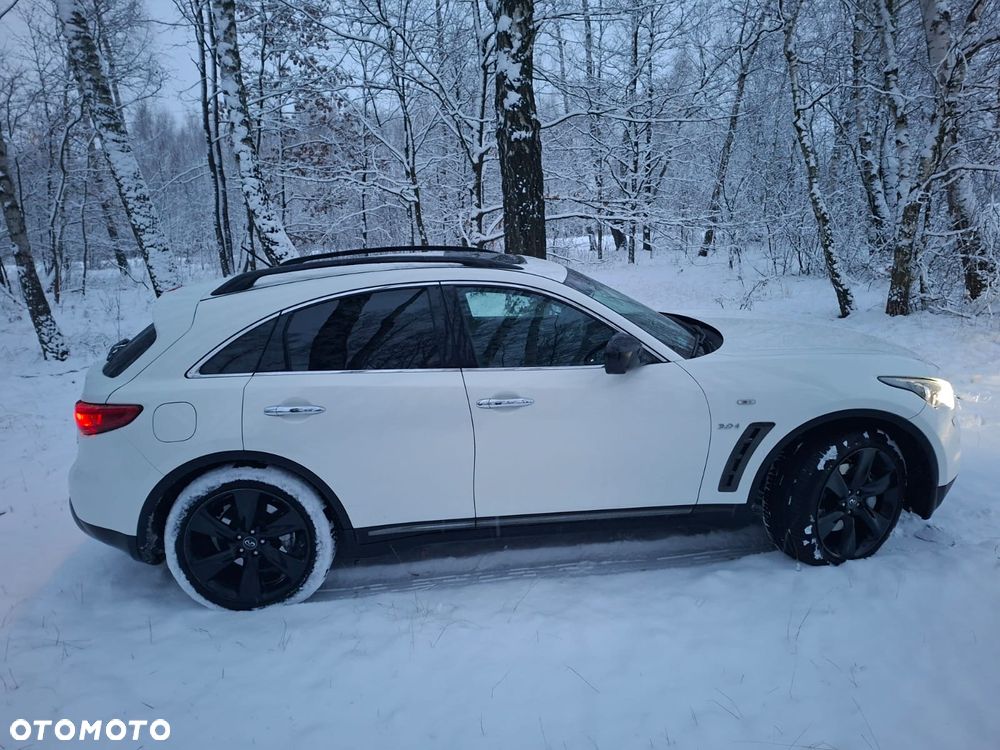 Infiniti QX70 3.0d S Premium - 6