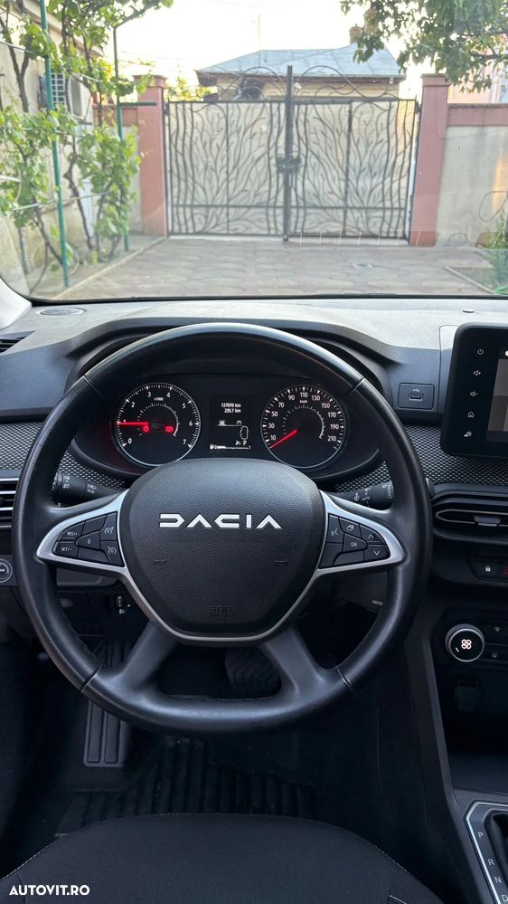Dacia Logan TCe 90 CVT Prestige - 6