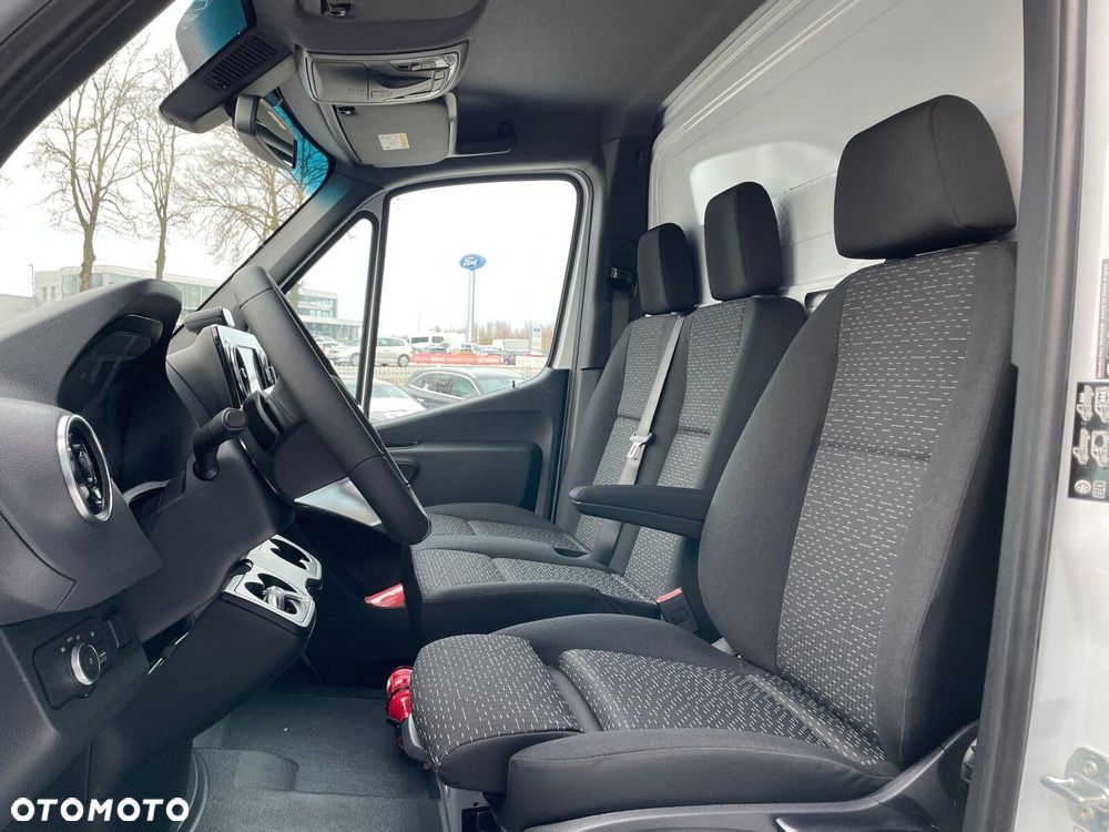 Mercedes-Benz Sprinter 317 CDI PRO Automat Reflektory LED Resorowany fotel - 7