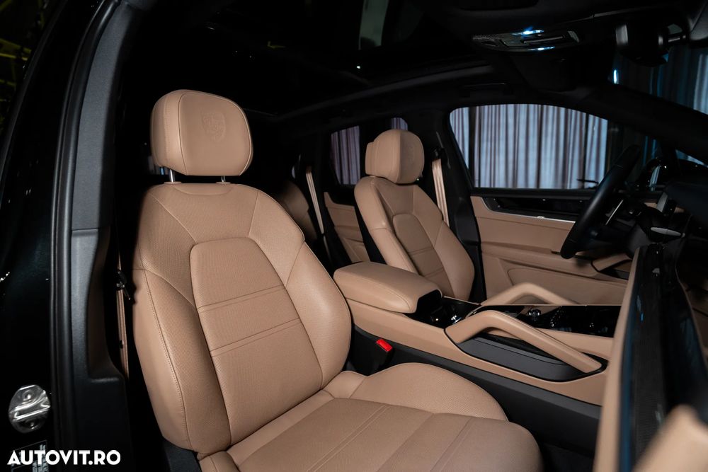 Porsche Cayenne Tiptronic S - 40