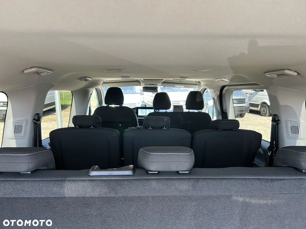 Volkswagen Caravelle - 19