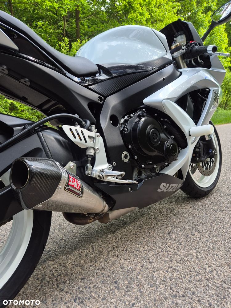 Suzuki GSX-R - 5