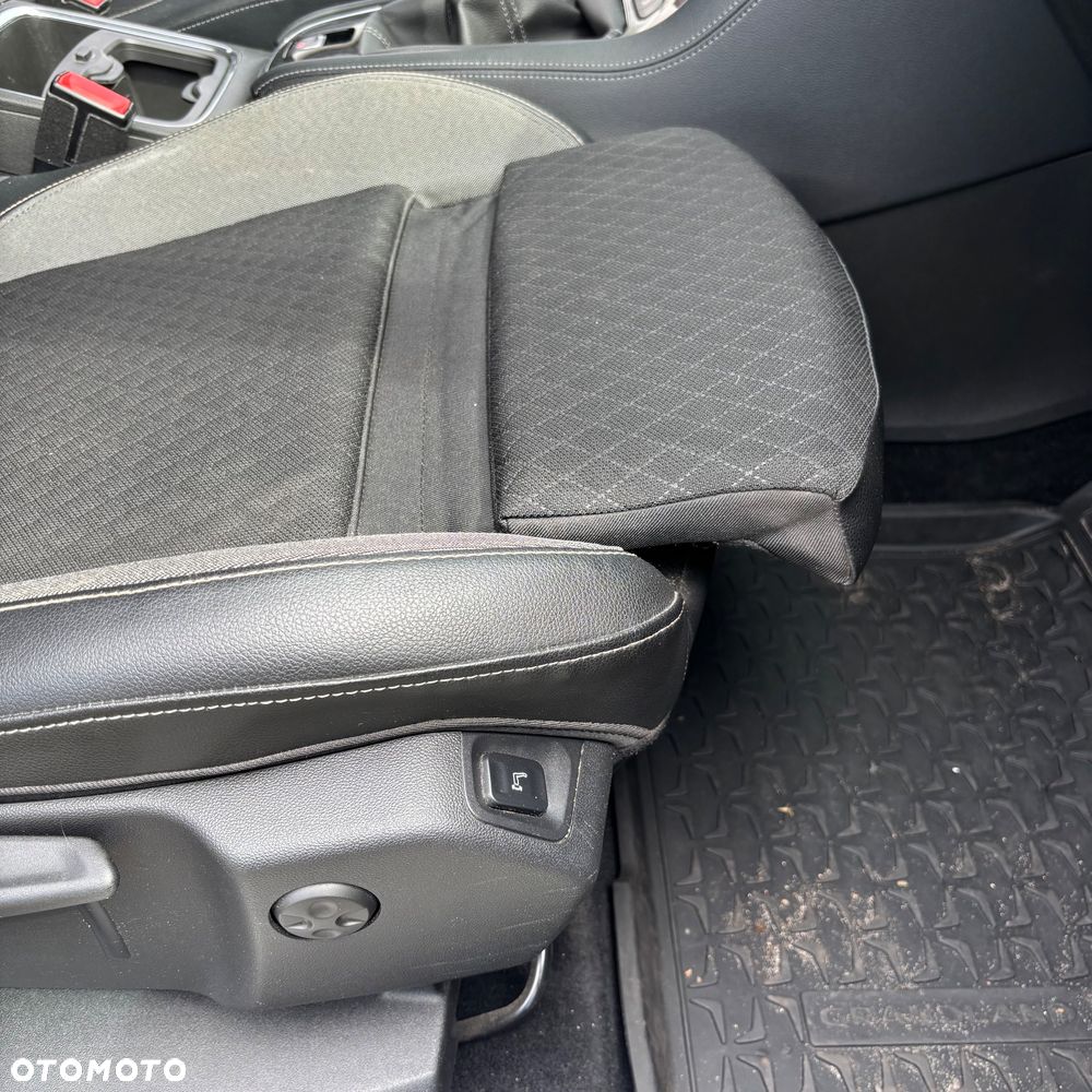 Opel Grandland X 1.2 T Innovation S&S - 20