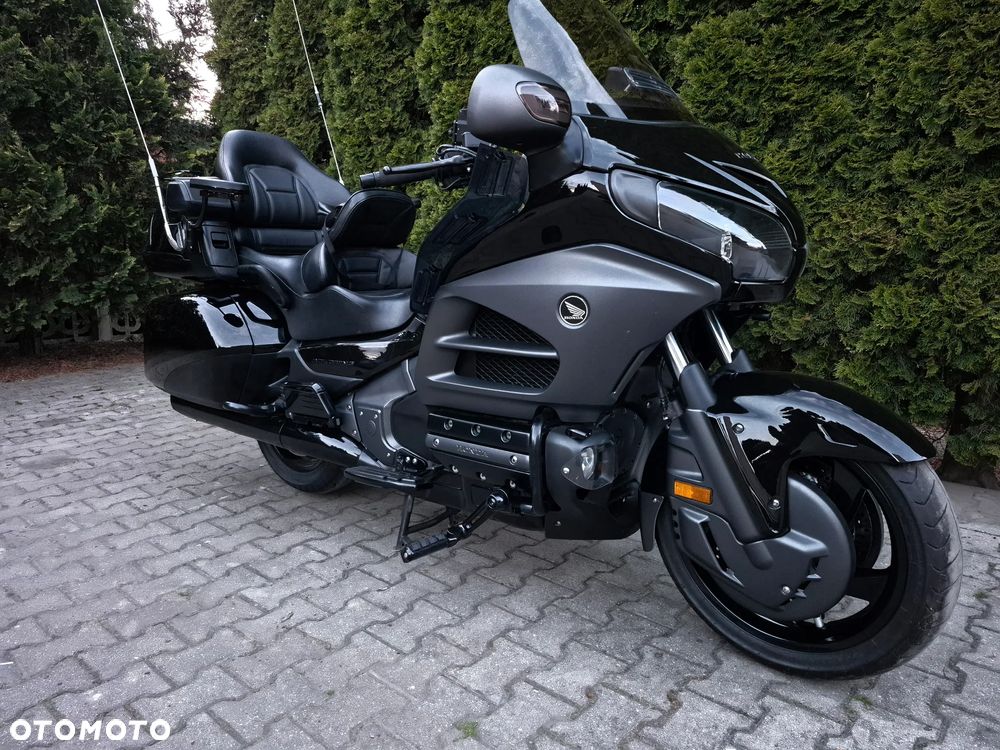 Honda GL - 13