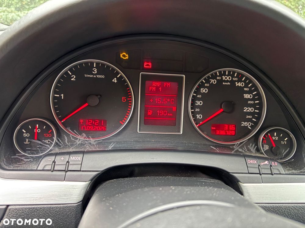 Audi A4 Avant 2.0 TDI - 14