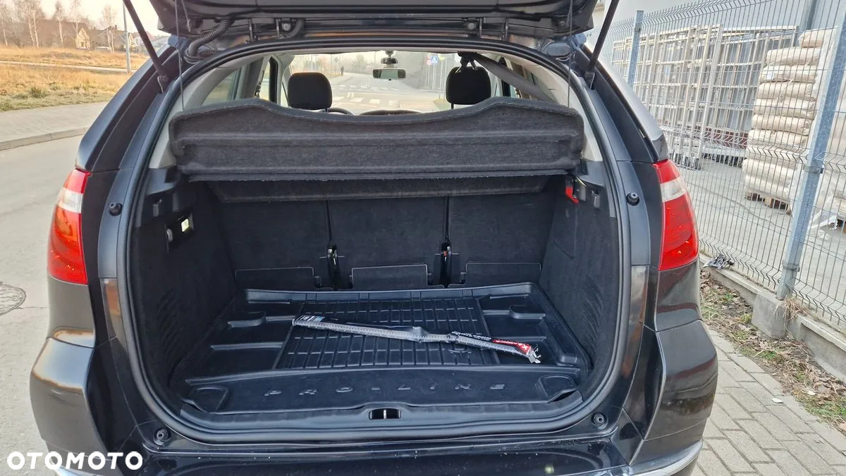 Citroën C4 Picasso 1.6 HDi FAP Exclusive - 10