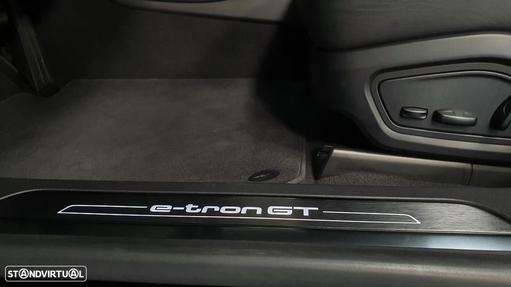 Audi e-tron GT quattro - 13