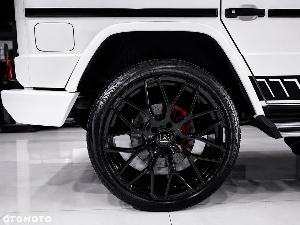 Mercedes-Benz Klasa G 63 AMG AMG SPEEDSHIFT 7G-TRONIC - 11