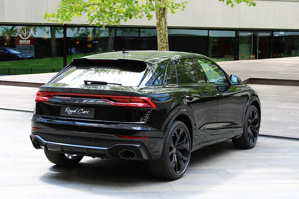 Audi RS Q8 - 4