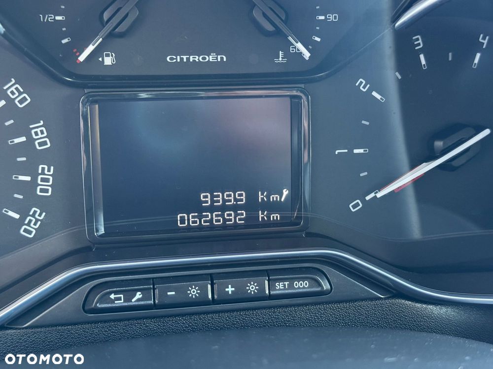 Citroën C3 1.2 PureTech Plus - 19