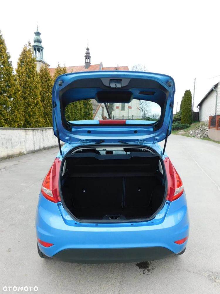 Ford Fiesta 1.25 Champions Edition - 15