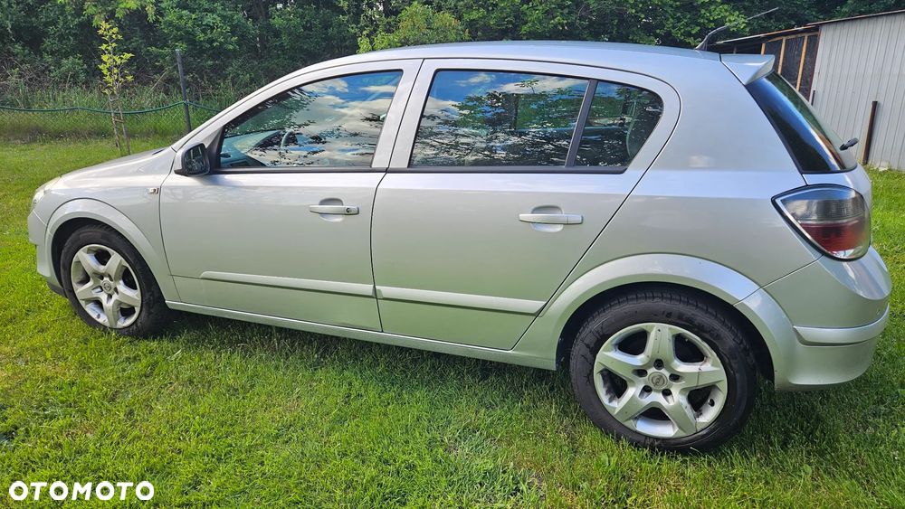 Opel Astra - 4