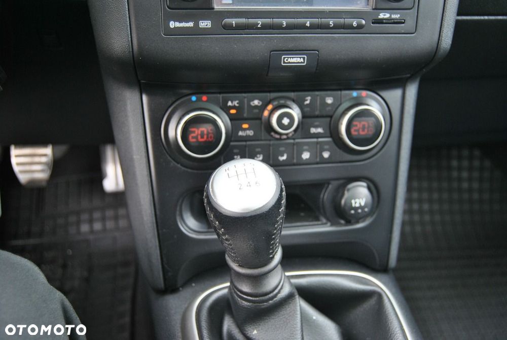 Nissan Qashqai 1.6 DCi 4x4 Tekna - 15