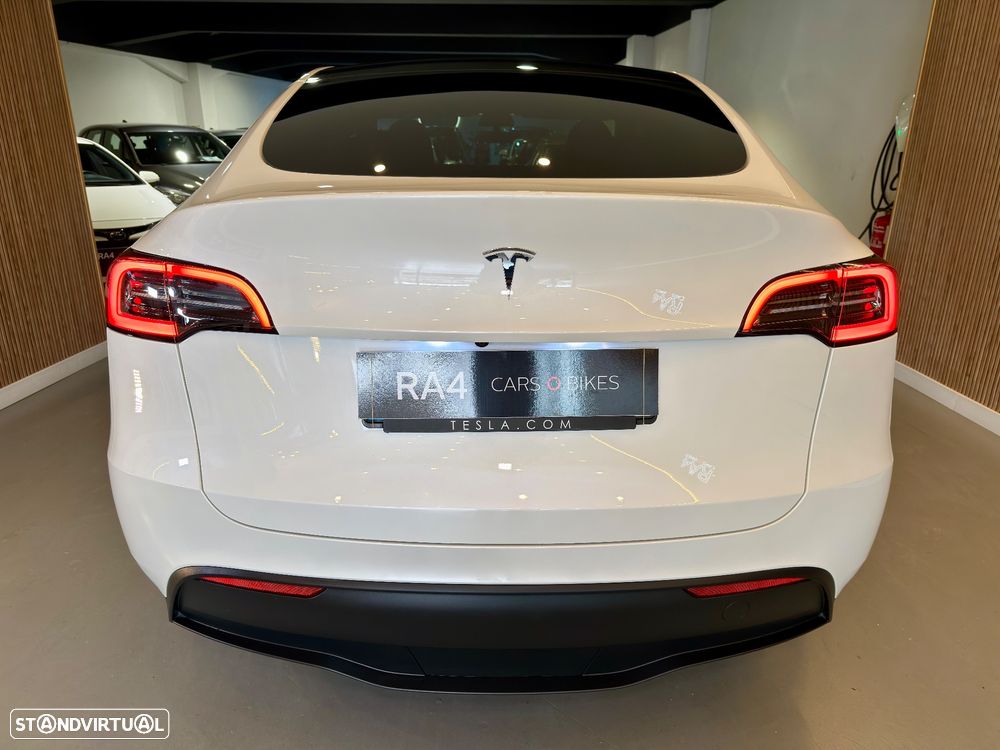 Tesla Model Y Tração Traseira - 28