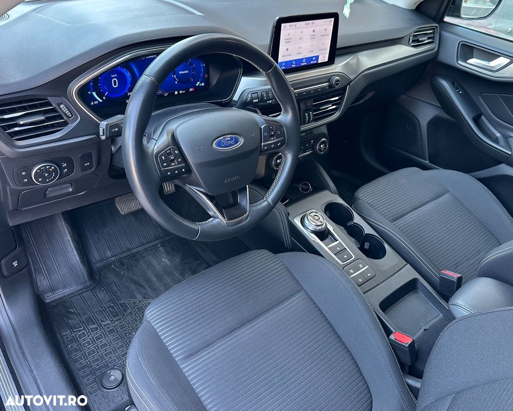 FORD Focus 2020 — imagine 25