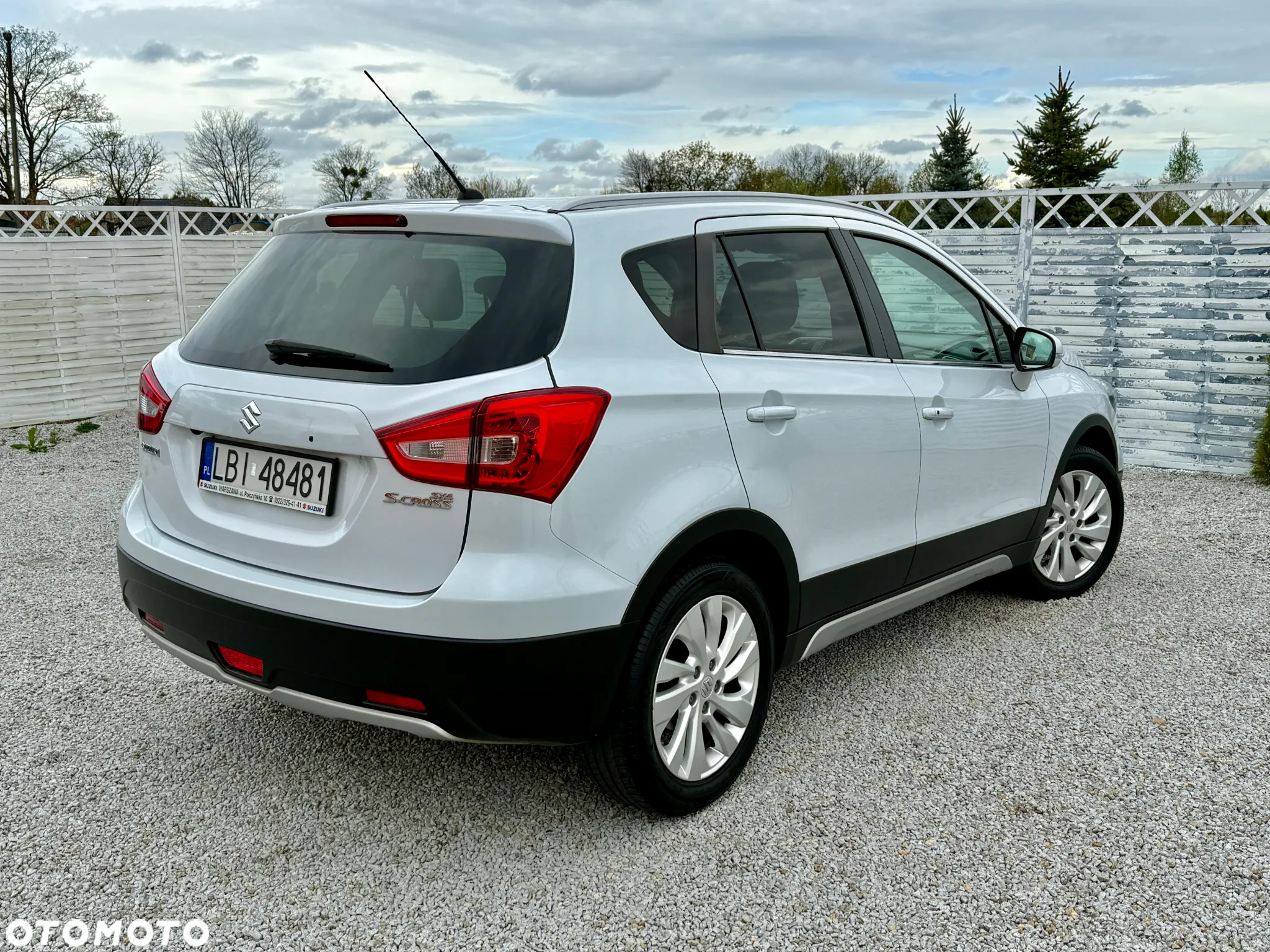 Suzuki SX4 S-Cross 1.0 T Premium - 3