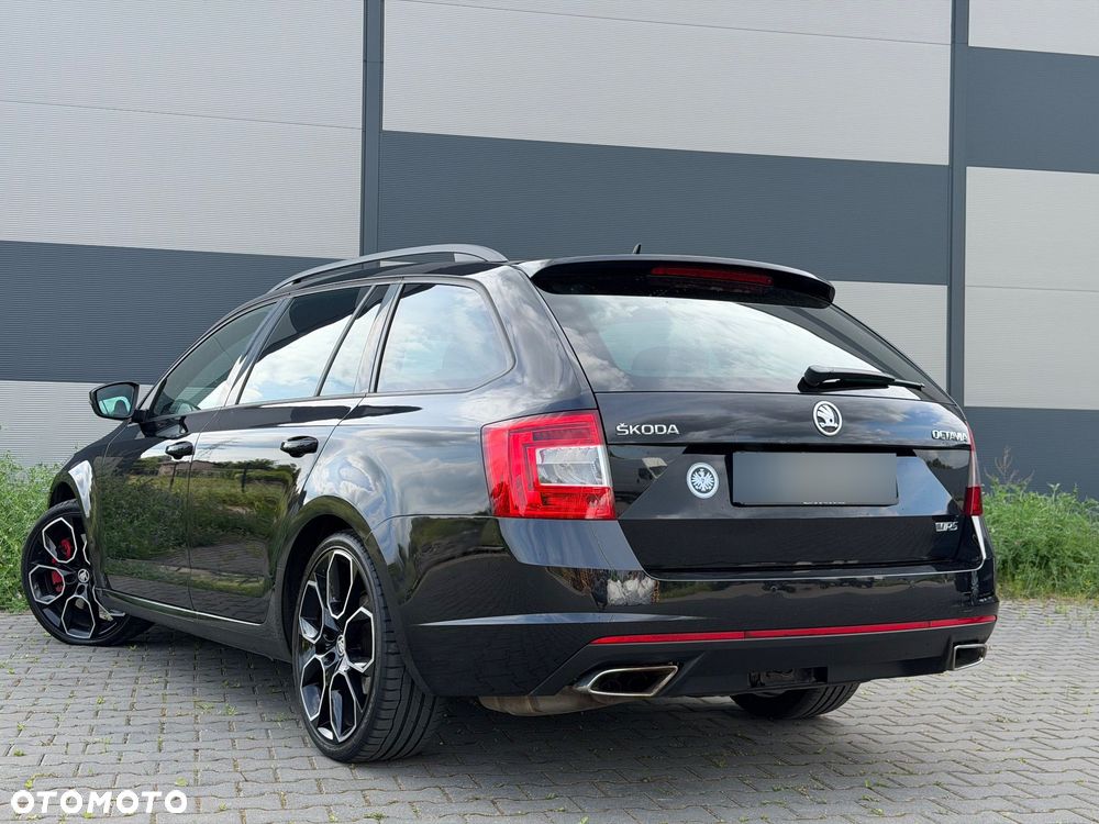 Skoda Octavia 2.0 TDI DSG RS - 14