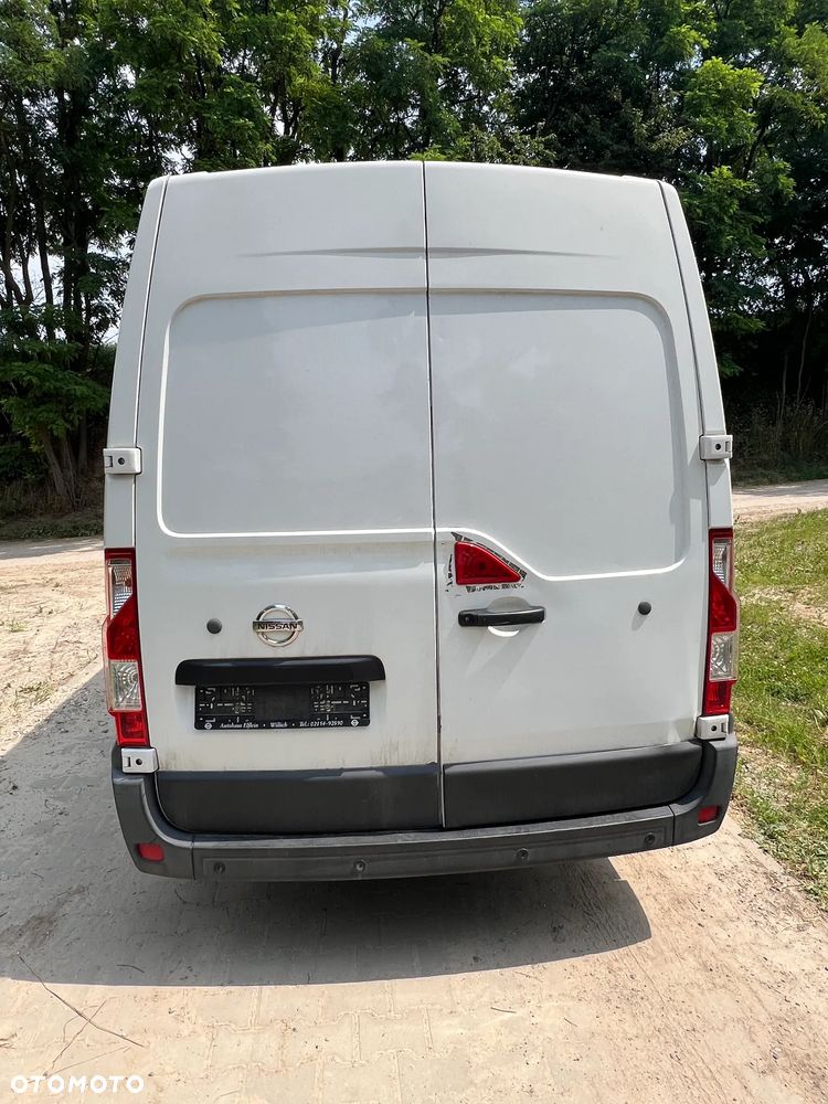 Nissan NV400 - 6