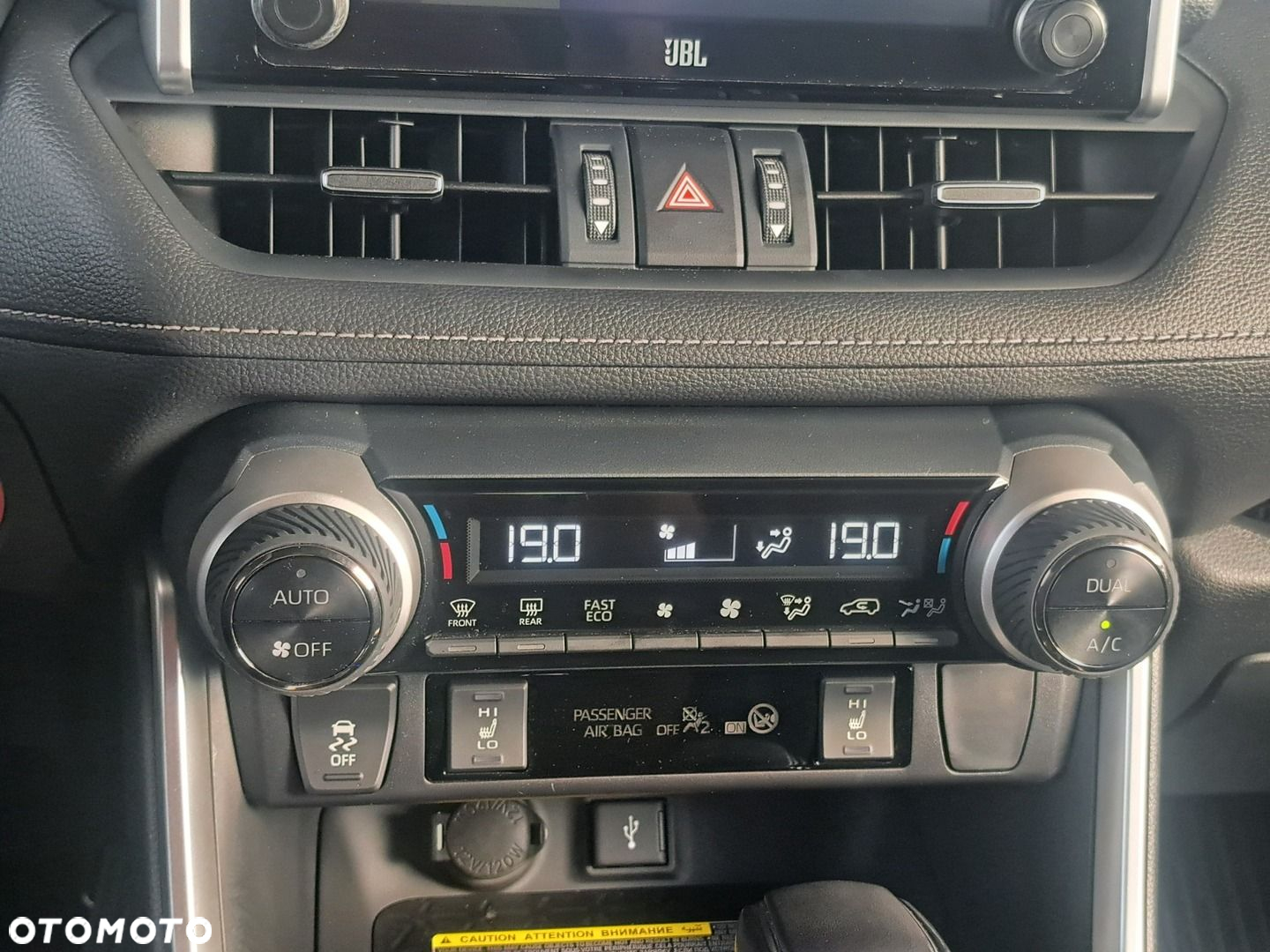 Toyota RAV4 2.5 Hybrid Black Edition by JBL 4x2 - 14
