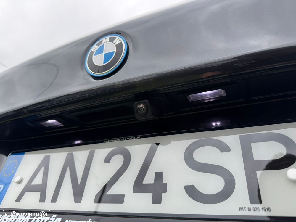 BMW 530 e Pack M - 12