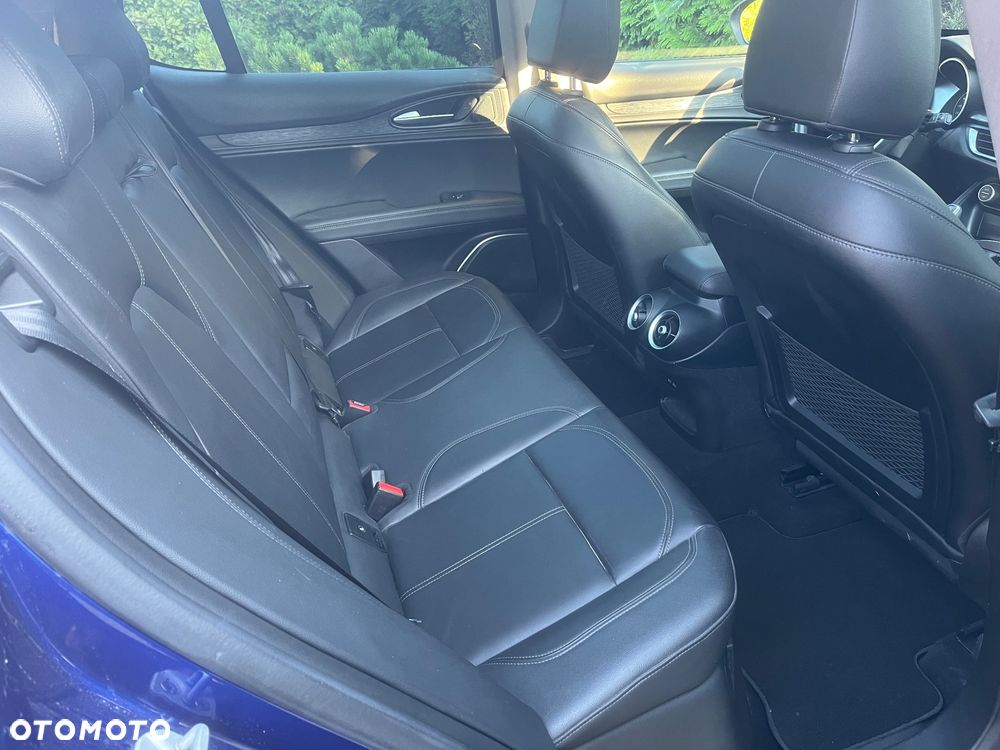 Alfa Romeo Stelvio 2.0 Turbo 16V AT8-Q4 Sprint - 20