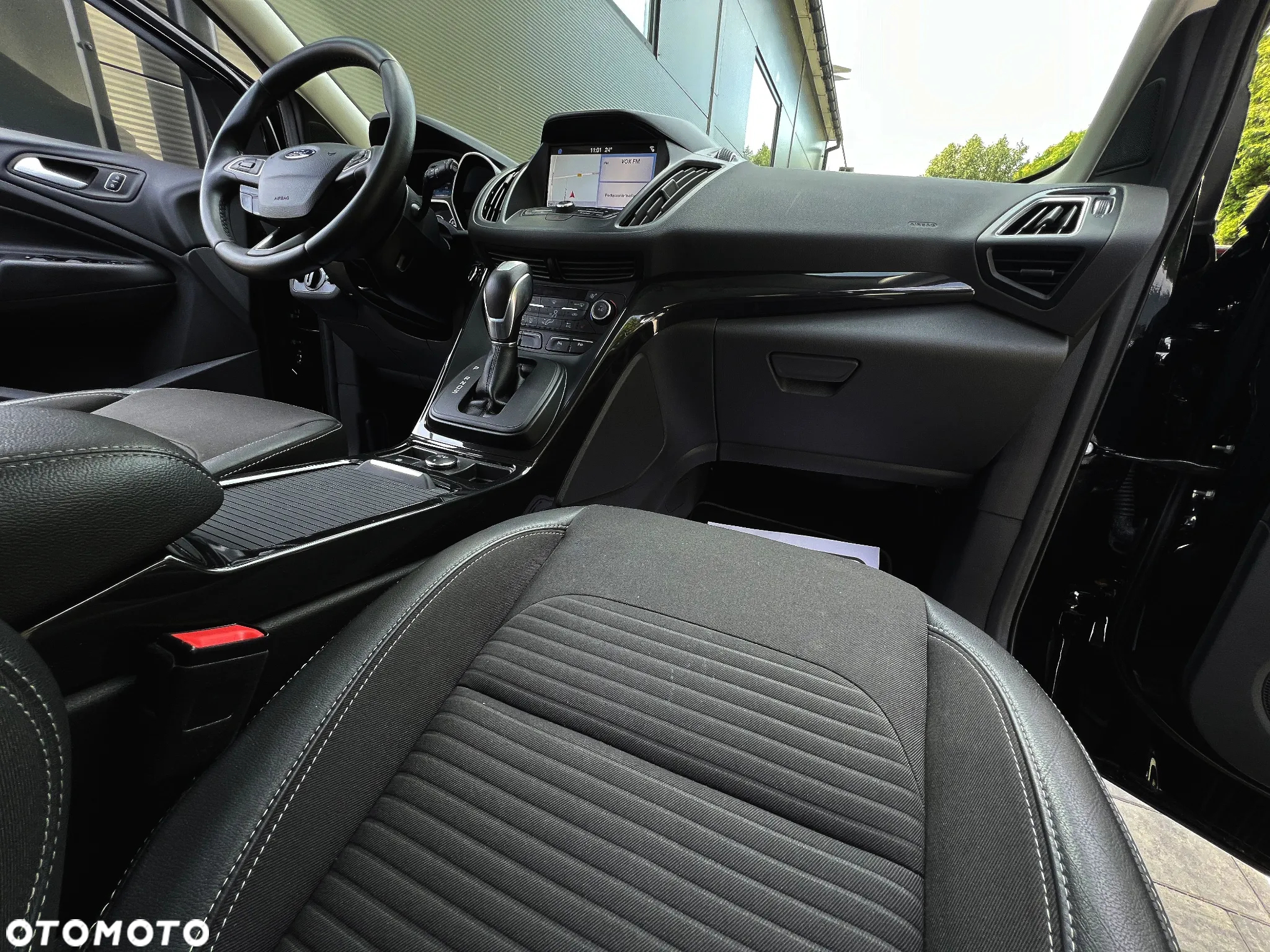 Ford Kuga 2.0 TDCi 4x4 Titanium - 17