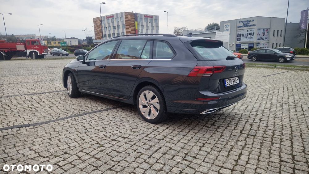 Volkswagen Golf 1.5 eTSI Style DSG - 6