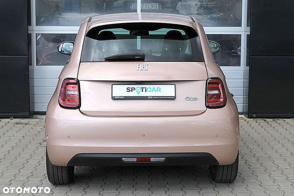 Fiat 500e - 14