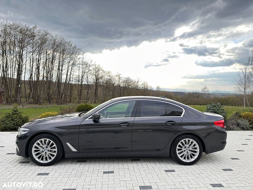 BMW Seria 5 530d xDrive AT - 2