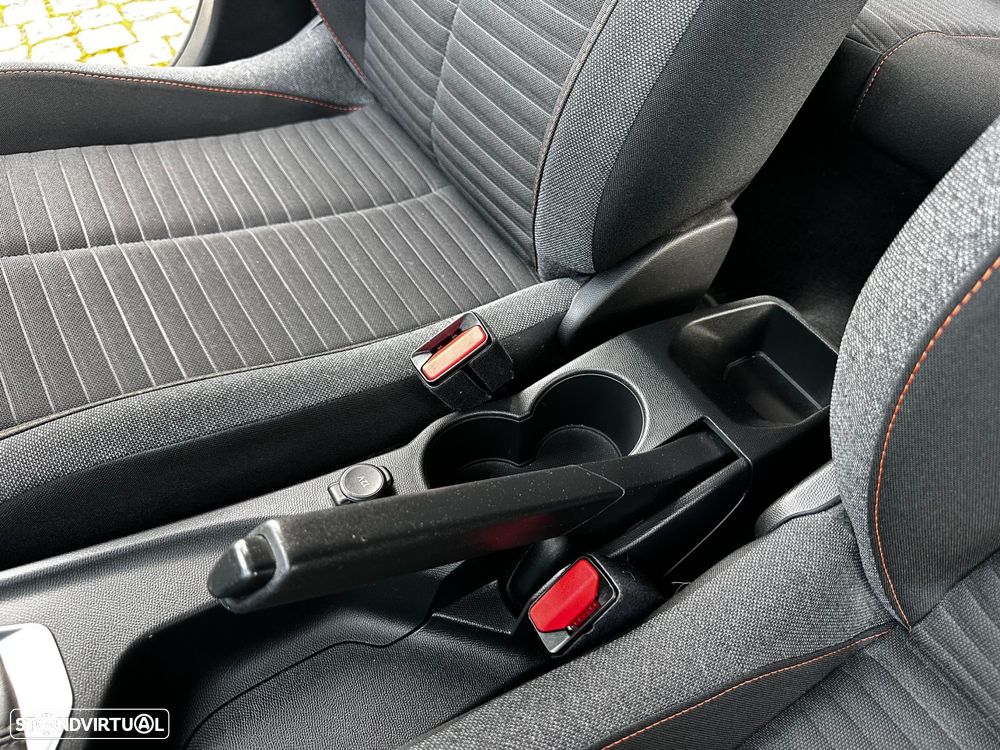 Peugeot 208 1.2 PureTech Active Pack - 18