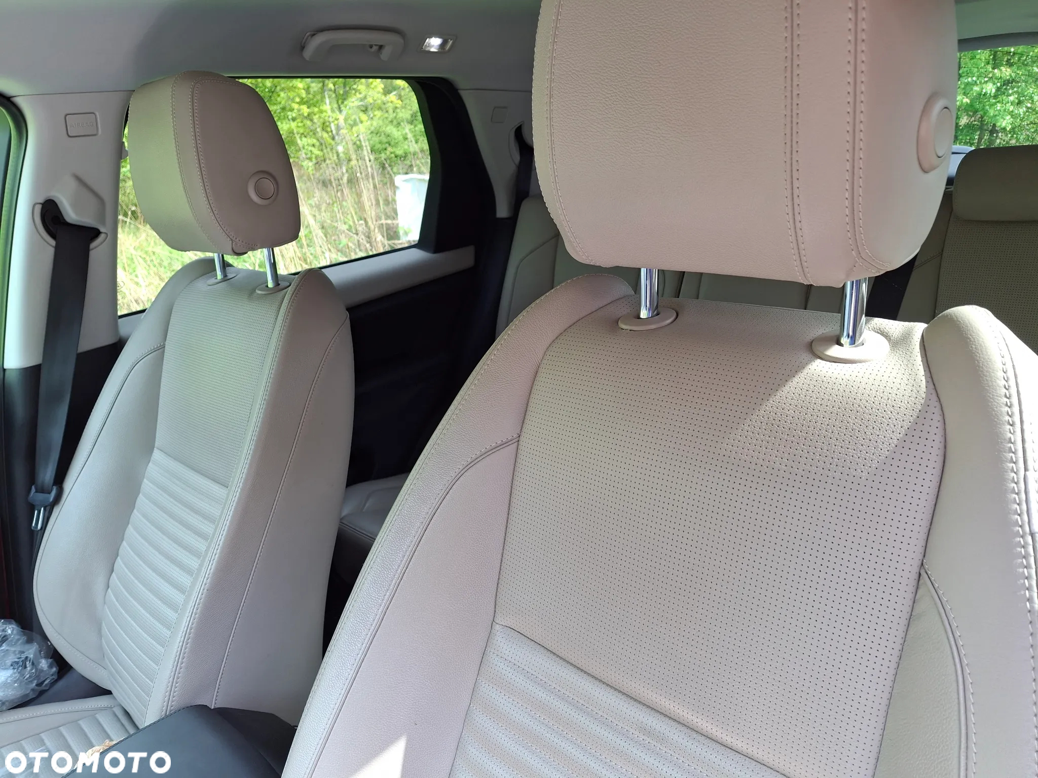 Land Rover Discovery Sport - 8