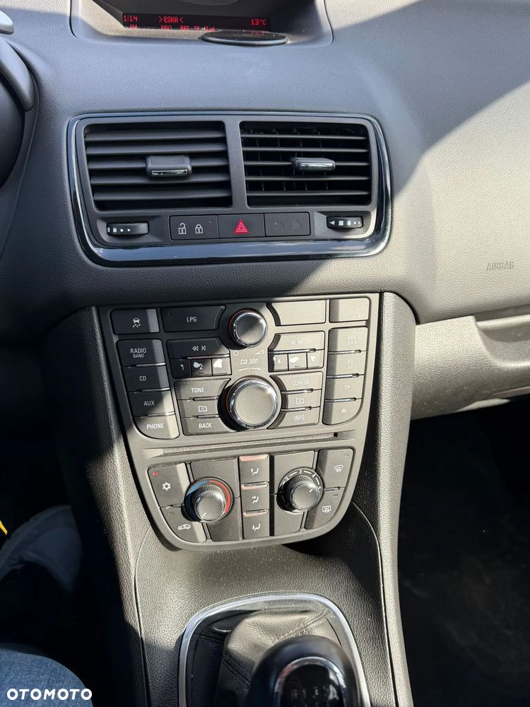 Opel Meriva 1.4 T Cosmo S&S - 18