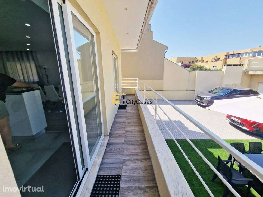 Moradia T3 + Casa T1 Renovadas | Lavra - Grande imagem: 2/34