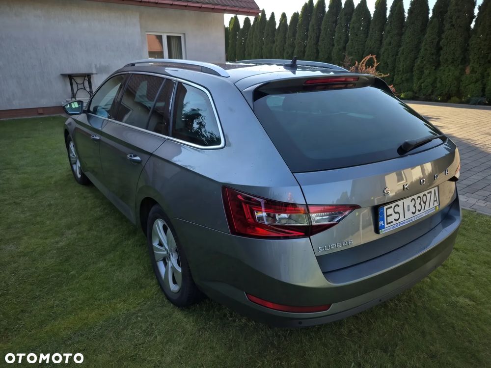 Skoda Superb 2.0 TDI SCR Ambition DSG - 6