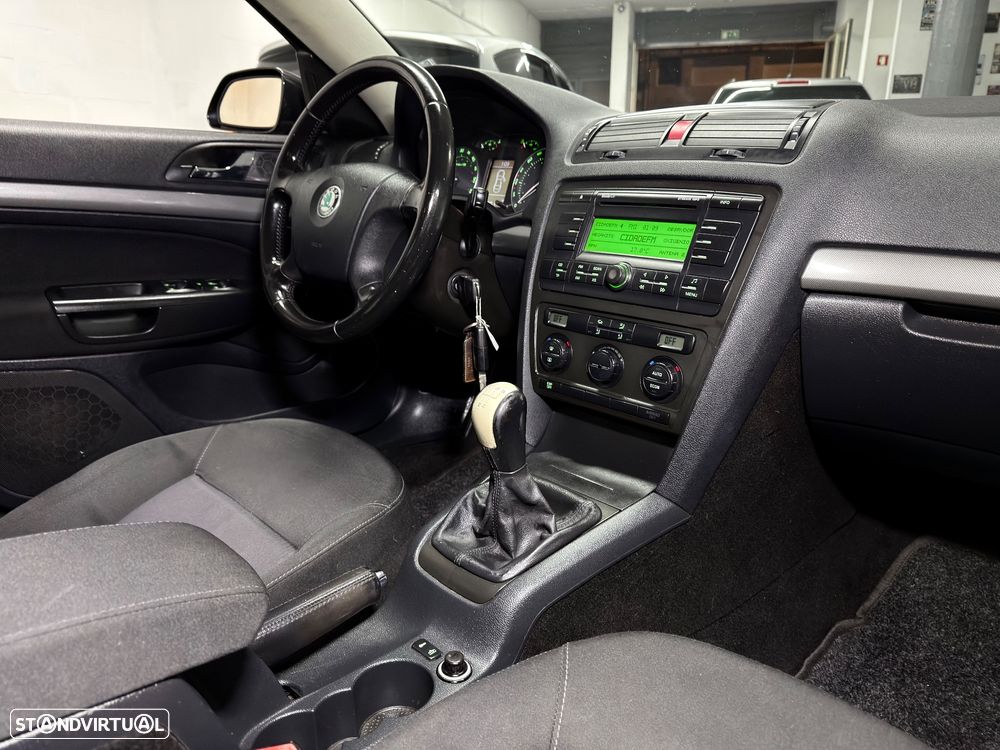 Skoda Octavia 1.9 TDI Sportline - 15