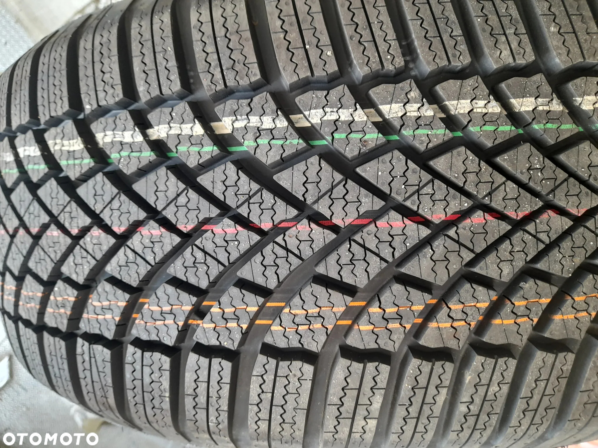 Opony zimowe Bridgestone Blizzak LM005 235/50R20 100T M+S - 6