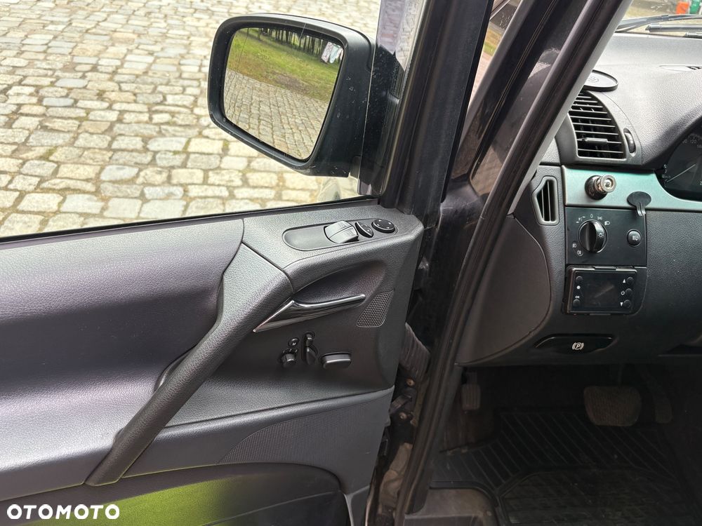 Mercedes-Benz Vito 122 CDI 639.705 - 18