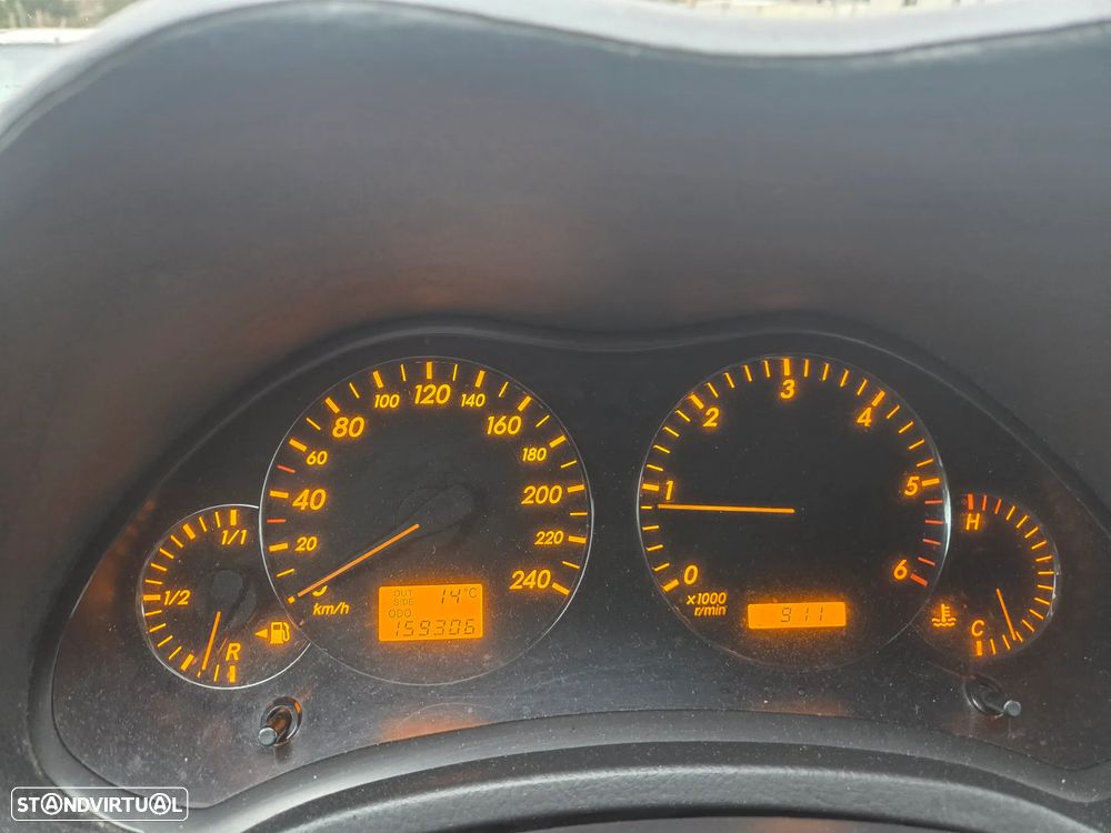 Toyota Avensis LB 2.0 D-4D Sol - 7
